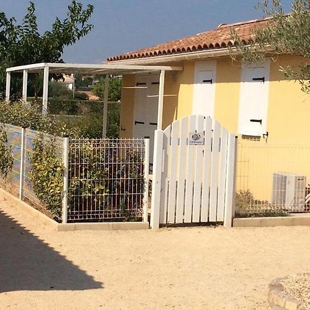 Apartmán Aux Couleurs D'Ardeche Vallon-Pont-dʼArc Exteriér fotografie