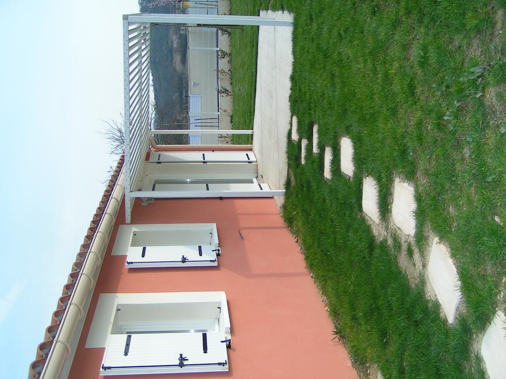 Apartmán Aux Couleurs D'Ardeche Vallon-Pont-dʼArc Exteriér fotografie