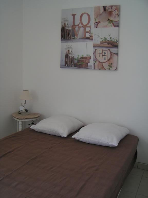 Apartmán Aux Couleurs D'Ardeche Vallon-Pont-dʼArc Pokoj fotografie